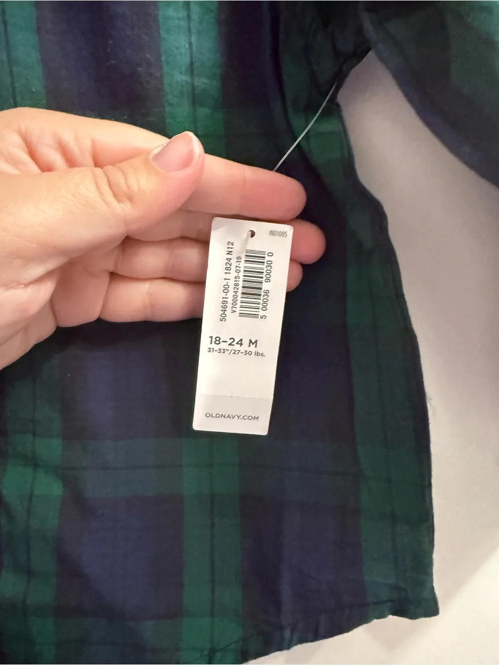 Old Navy Long-Sleeve Green & Navy Plaid Button-Up Shirt